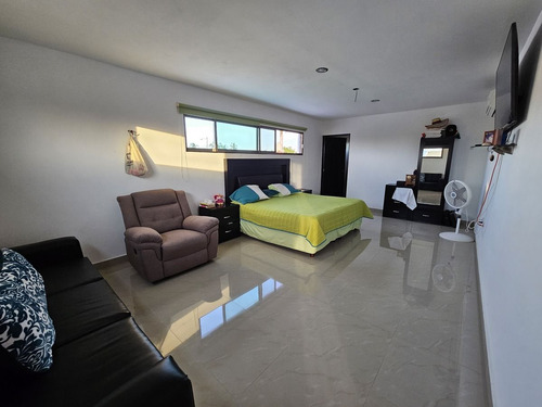 Casa En Venta, 5 Recamaras En Prado Norte, Mérida
