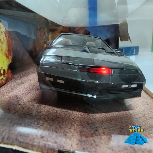 Kitt Knight Rider El Auto Increíble Jada Escala 1:24 Con Luz Negro