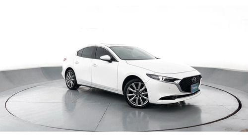 Mazda 3 GRAND TOURING