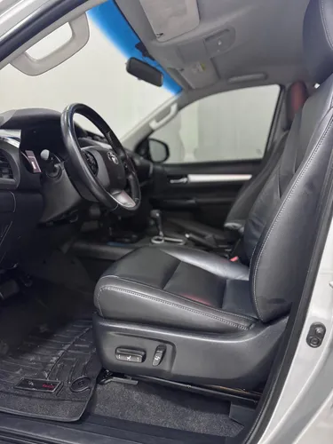 Hilux Srv 2.8 Aut Revo
