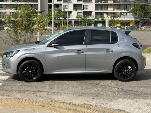 Peugeot 208 1.6 Style Tiptronic