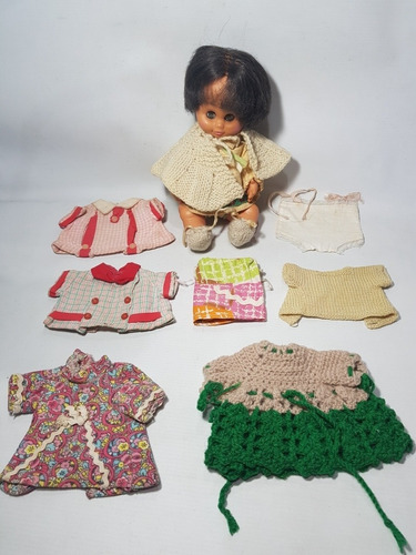 Antigua Muñeca Bebé 1970 Original Ropa + Vestidos Mag 57752