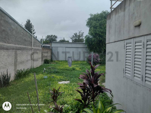 Venta De Casa De 4 Dormitorios En Esperanza, Santa Fe.