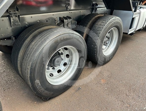 Iveco Tector 240e28 6x2 Caçamba Nova -13/14- Naves Seminovos