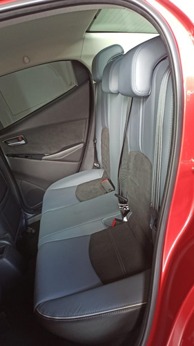 Imagen 13 de 15 de Mazda 2 1.5 At Sdn Gran Touring Lx 2023/ Ms