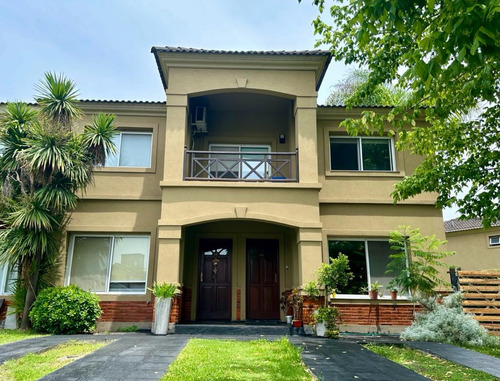 Casa Duplex En Barrio Cerrado Altos Del Sol