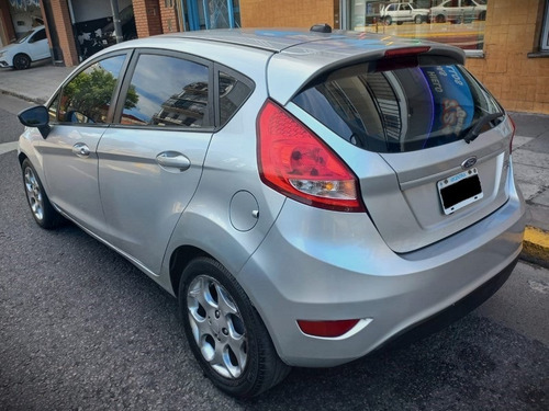 Ford Fiesta Titanium 5p Full Gnc Impecable Permuto/financio