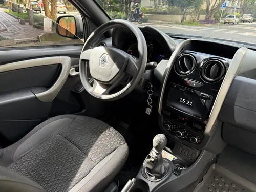 Renault Duster Oroch 2.0 Intens 4x2 Mec.