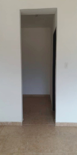 Imagen 6 de 10 de Apartamento En El Guayabal, Naguanagua. Pla-1180