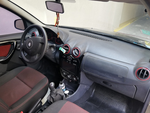 Renault Sandero Stepway 1.6 Privilege Nav 105cv