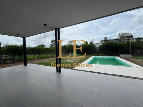 Venta Casa En Araucarias Puertos Del Lago