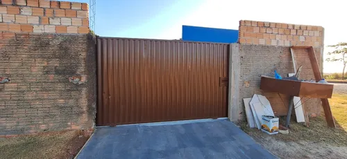 Casa Com Sala Comercial