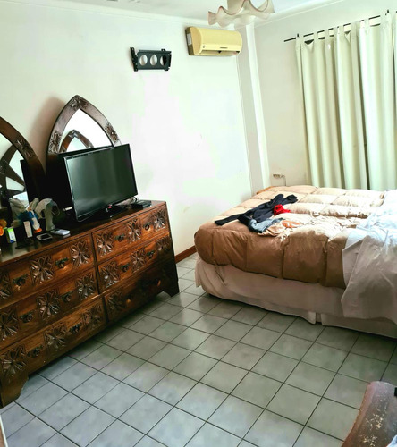Hauser Vende 2 Departamentos De 2 Habitaciones Cada Uno En Dorrego!