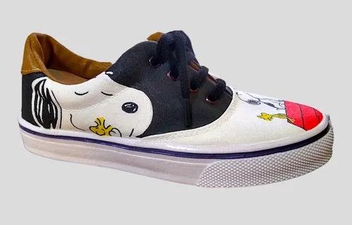 comprar Zapatillas Pintadas A Mano. Snoopy.