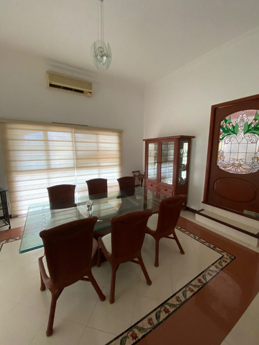 Residencia Lomas De Cocoyoc 5r 5b 4e Alberca Super Jardin