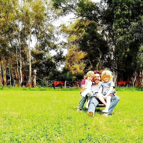 Imagen 12 de 19 de Alquiler Marzo Abril Dos Casas De Campo En Mercedes Para Un Mismo Grupo, 10 Huéspedes. Una Hermosa Hectárea Arbolada, Piscina Cercada, Tv, Wi Fi, Cancha Fútbol, 90 Kmts.caba ,