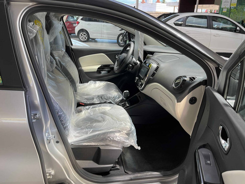Renault Captur 1.6 16v Sce Flex Intense X-tronic