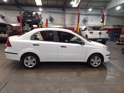 Imagen 4 de 17 de Chevrolet Aveo G3 2013 1.6 Ls