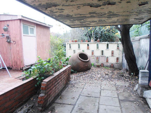 Casa De 2 Pisos Para Remodelar 5h Y 3b En 537 M2 Terreno
