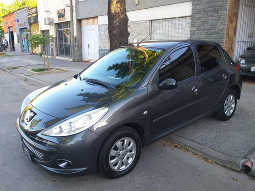 Peugeot 207 Compact 1.4 5p Xs/alluere 2010