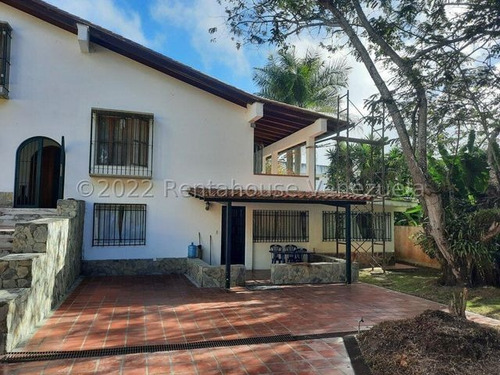 Dos Hermosas Casas En Oripoto Construidas Sobre Un Terreno De 1.246 Mts2  2410932