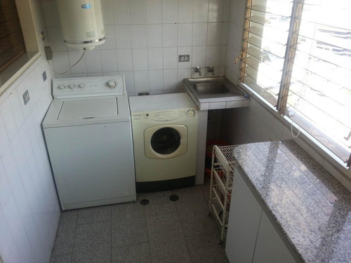 Cómodo Y Bello Apartamento En Venta Ubicado En El Marques 23-24824