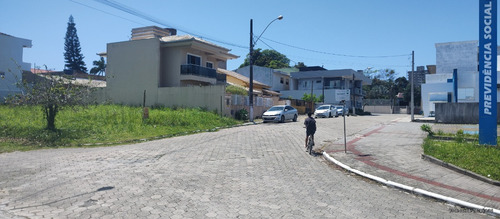 Direto Proprietário Terreno Frente Ao Posto Medico Central E Posto Do Inss, Centro Penha Sc