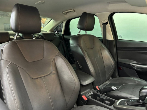Ford Focus 2.0 SE PLUS 16V FLEX 4P POWERSHIFT
