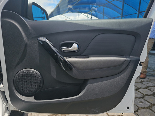 Renault Logan INTENS CVT