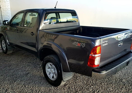 Toyota Hilux 3.0 Cd Sr 171cv 4x4 - C3 2014