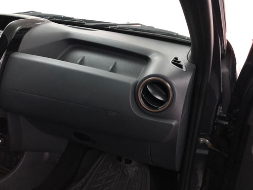 Imagen 13 de 15 de Renault Duster 2017 2.0 Dynamic Media Nav At