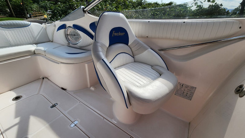 Focker 240 + Evinrude E-tec 300 Hp