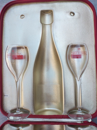 Porta Botella De Champange, Incluye 2 Copas (Usado)