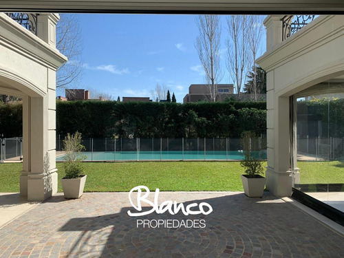 Casa En Venta En La Lomada, Pilar, G.b.a. Zona Norte