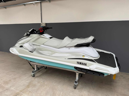 Moto De Agua Vx Ho Cruisser 1900 Audio 2025