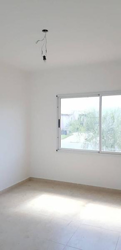 Imagen 8 de 20 de Casa A La Laguna En Venta En San Gabriel - Villa Nueva!!