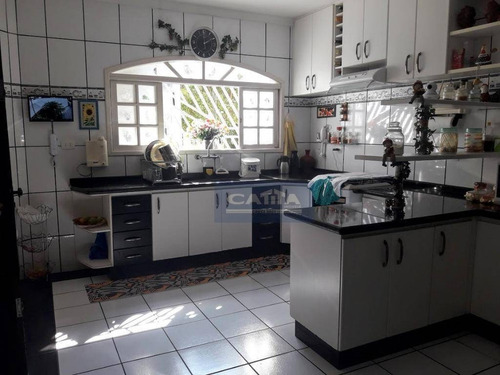 Imagem 12 de 30 de Sobrado Itaquera -alto Padrão 300m² Com 5 Vagas De Garagem Aceito Até 80% Em Permuta No Litoral E Capital De Sp - So13080