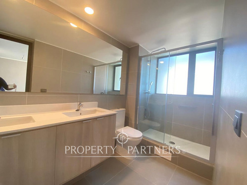 Arriendo Departamento Almagro Avenida Brasil Con V...