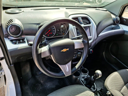 Chevrolet Spark GT 1.2 LT AC MT 5P