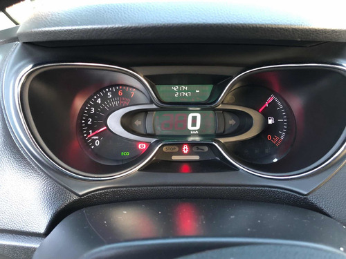 Imagen 9 de 9 de Renault Captur 2017 2.0 Intens
