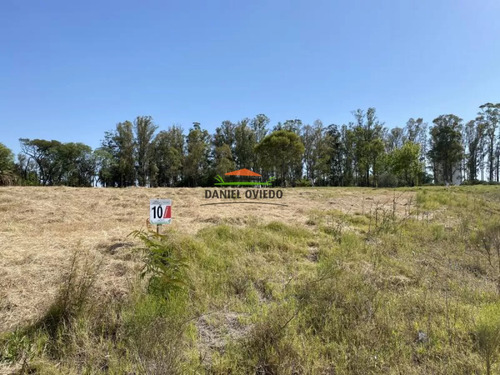 Terreno N 10 En Urbanización Parque Jousten.