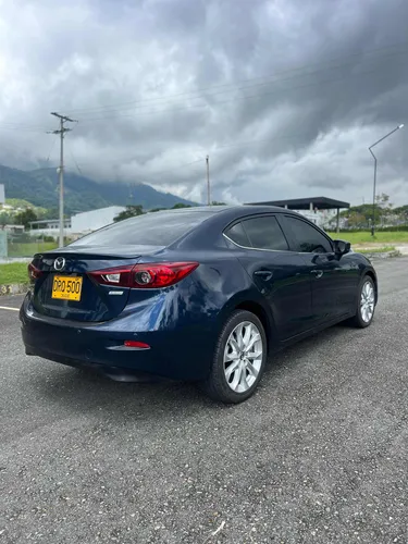 Mazda 3 2.0 Touring