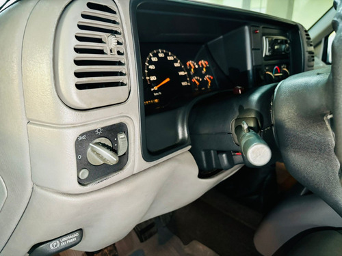 Chevrolet Silverado 4.2 CONQUEST 4X2 CS 18V TURBO INTERCOOLER DIESEL 2P MANUAL