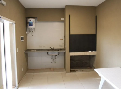 Imagen 13 de 15 de Departamento En Venta De 1 Dormitorio En Ramos Mejía