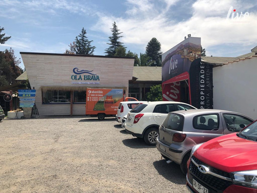 Se Arrienda Local Comercial, Av. Chicureo, Primera Linea
