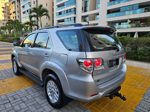 Toyota Hilux SW4 2.7 Sr 7l 4x2 Flex Aut. 5p
