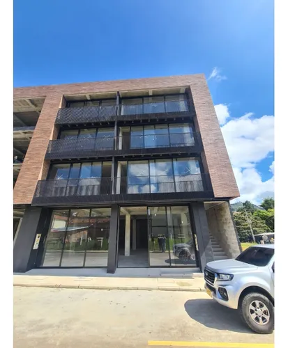 Bodega O Local En Arriendo O Venta. Sector Cantarrana.