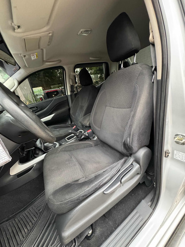 Nissan NP300 2.3 Frontier Se Cd 4x2 Mt