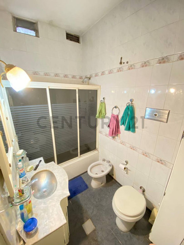 Venta Casa En Parque Chass