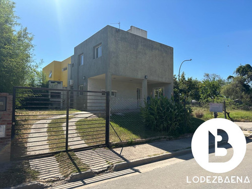 Lopez Baena Vende Excelente Duplex 3 Dor 3 Baños En La Catalina -villa Allende-